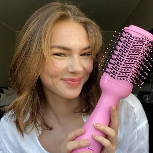 Nectarine Blow Dryer Brush